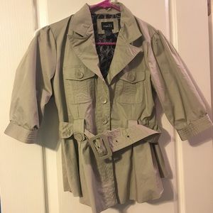 Rue21 Jacket half sleeve small